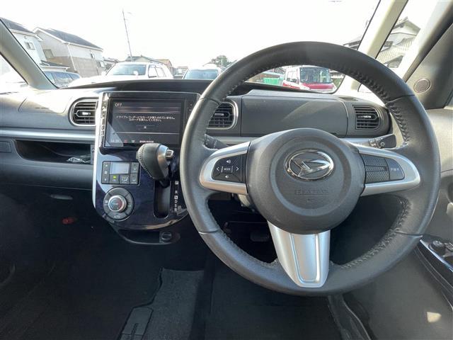 タント カスタムＲＳ　トップエディションＶＳ　ＳＡＩＩＩ　純正８型ナビ　フルセグＴＶ　ＢＴ　ＨＤＭＩ　純正１０．１型後席モニター　全方位カメラ　ＥＴＣ　両側パワースライドドア　　ハーフレザーシート　シートヒーター　純正フロアマット　ＬＥＤヘッドライト（3枚目）