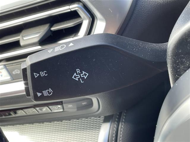 ４シリーズ ４２０ｉクーペ　Ｍスポーツ　インテリジェントセーフティ　ＢＳＭ　レーダークルコン　純正ナビ　バックカメラ　ＥＴＣ　純正１８インチＡＷ　レザーシート　パワーシート　シートヒーター　ＬＥＤヘッドライト（8枚目）