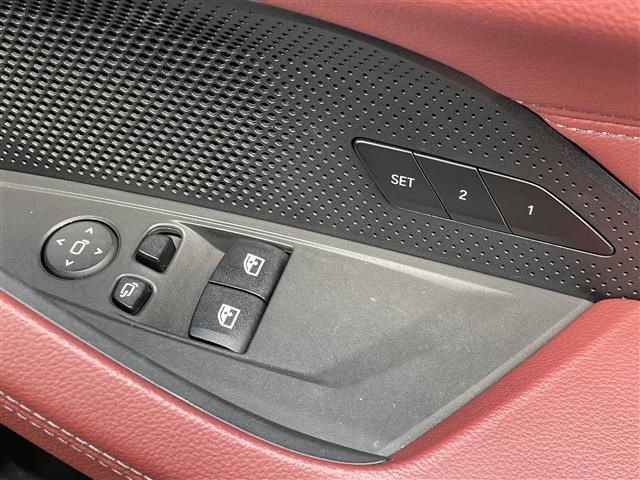 ４シリーズ ４２０ｉクーペ　Ｍスポーツ　インテリジェントセーフティ　ＢＳＭ　レーダークルコン　純正ナビ　バックカメラ　ＥＴＣ　純正１８インチＡＷ　レザーシート　パワーシート　シートヒーター　ＬＥＤヘッドライト（10枚目）