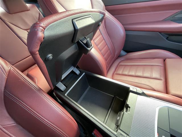 ４シリーズ ４２０ｉクーペ　Ｍスポーツ　インテリジェントセーフティ　ＢＳＭ　レーダークルコン　純正ナビ　バックカメラ　ＥＴＣ　純正１８インチＡＷ　レザーシート　パワーシート　シートヒーター　ＬＥＤヘッドライト（20枚目）