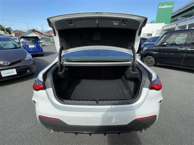 ４シリーズ ４２０ｉクーペ　Ｍスポーツ　インテリジェントセーフティ　ＢＳＭ　レーダークルコン　純正ナビ　バックカメラ　ＥＴＣ　純正１８インチＡＷ　レザーシート　パワーシート　シートヒーター　ＬＥＤヘッドライト（36枚目）