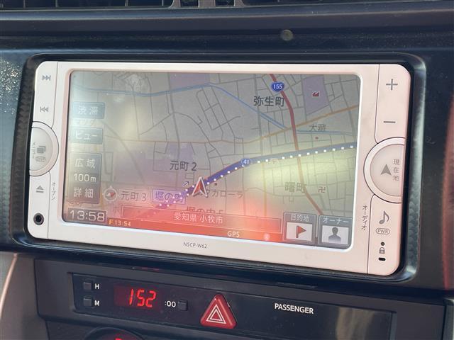 ８６ ＧＴリミテッド　純正ＳＤナビ　Ｂカメラ　ＴＶ　ＢＴ　プッシュスタート　ＥＴＣ　前席シートヒーター　パドルシフト　革ハンドル　純正フロアマット　ドアバイザー　スペアキー　純正１７インチＡＷ（7枚目）