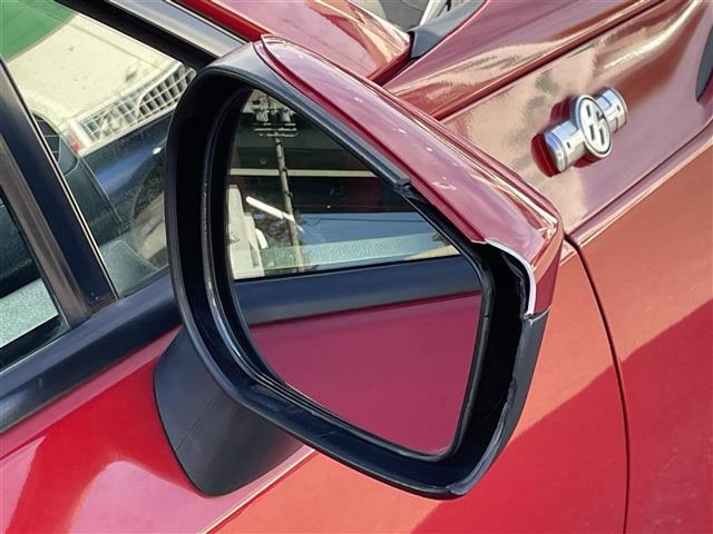 ８６ ＧＴリミテッド　純正ＳＤナビ　Ｂカメラ　ＴＶ　ＢＴ　プッシュスタート　ＥＴＣ　前席シートヒーター　パドルシフト　革ハンドル　純正フロアマット　ドアバイザー　スペアキー　純正１７インチＡＷ（25枚目）