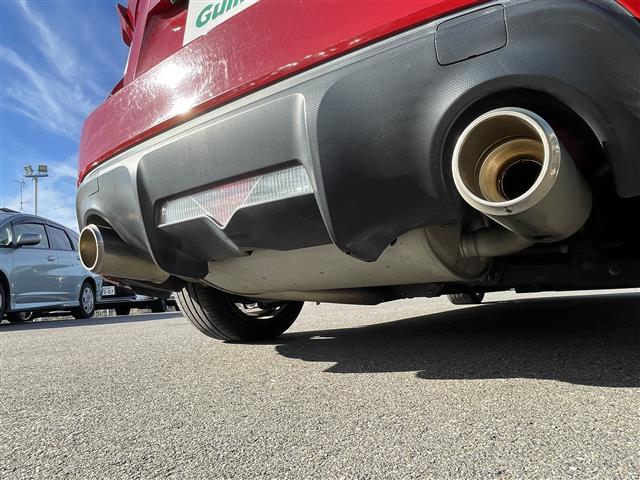 ８６ ＧＴリミテッド　純正ＳＤナビ　Ｂカメラ　ＴＶ　ＢＴ　プッシュスタート　ＥＴＣ　前席シートヒーター　パドルシフト　革ハンドル　純正フロアマット　ドアバイザー　スペアキー　純正１７インチＡＷ（32枚目）