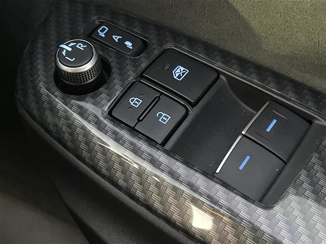 ＧＲヤリス ＲＺ　ハイパフォーマンス　１オーナー　ＧＲレッドキャリパー　純正ＤＡナビ　バックカメラ　ビルトインＥＴＣ　純正１８インチＡＷ　トヨタセーフティセンス　ＢＳＭ　ＨＵＤ　レーダークルコン　社外１８インチＡＷ付きスタッドレス車載（12枚目）