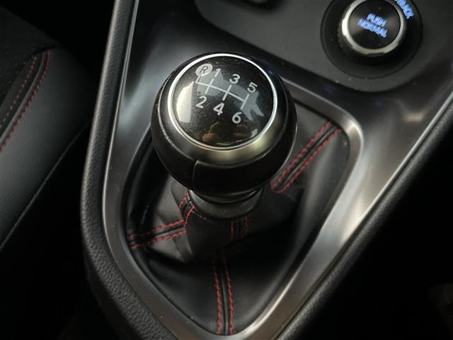 ＧＲヤリス ＲＺ　ハイパフォーマンス　１オーナー　ＧＲレッドキャリパー　純正ＤＡナビ　バックカメラ　ビルトインＥＴＣ　純正１８インチＡＷ　トヨタセーフティセンス　ＢＳＭ　ＨＵＤ　レーダークルコン　社外１８インチＡＷ付きスタッドレス車載（20枚目）