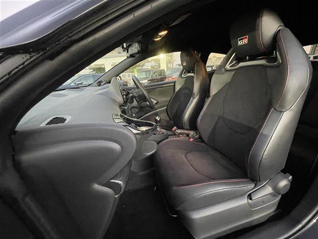 ＧＲヤリス ＲＺ　ハイパフォーマンス　１オーナー　ＧＲレッドキャリパー　純正ＤＡナビ　バックカメラ　ビルトインＥＴＣ　純正１８インチＡＷ　トヨタセーフティセンス　ＢＳＭ　ＨＵＤ　レーダークルコン　社外１８インチＡＷ付きスタッドレス車載（25枚目）