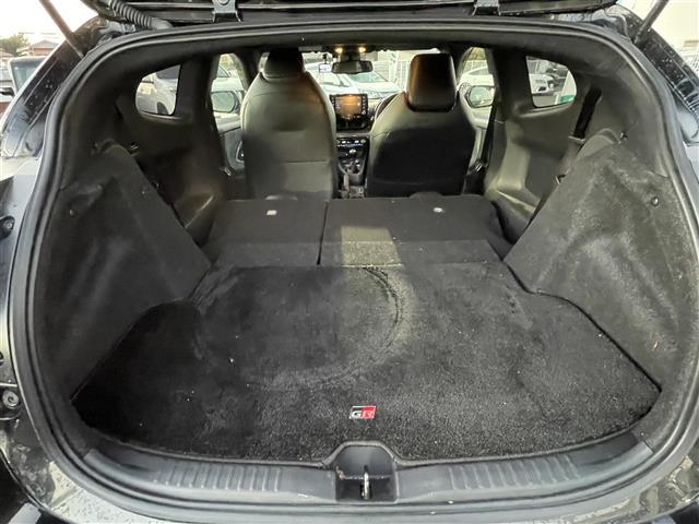 ＧＲヤリス ＲＺ　ハイパフォーマンス　１オーナー　ＧＲレッドキャリパー　純正ＤＡナビ　バックカメラ　ビルトインＥＴＣ　純正１８インチＡＷ　トヨタセーフティセンス　ＢＳＭ　ＨＵＤ　レーダークルコン　社外１８インチＡＷ付きスタッドレス車載（33枚目）