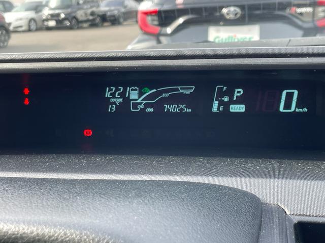 アクア 　社外ＳＤナビ　Ｂカメラ　ＢＴ　ＤＴＶ　ＵＳＢ　ＣＤ／ＤＶＤ　ハーフレザー　革ハンドル　ＬＥＤヘッドライト　プッシュスタート　ステアリングスイッチ　前席シートヒーター　純正１７インチＡＷ（2枚目）