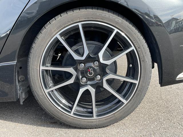 アクア 　社外ＳＤナビ　Ｂカメラ　ＢＴ　ＤＴＶ　ＵＳＢ　ＣＤ／ＤＶＤ　ハーフレザー　革ハンドル　ＬＥＤヘッドライト　プッシュスタート　ステアリングスイッチ　前席シートヒーター　純正１７インチＡＷ（13枚目）