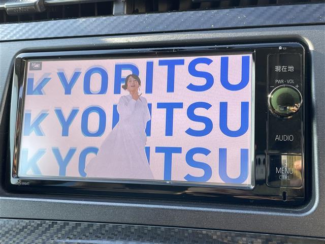 プリウス Ｓツーリングセレクション・Ｇ’ｓ　Ｇｚ　純正ＳＤナビ　Ｆ・Ｂカメラ　ＤＴＶ　ＢＴ　ＣＤ／ＤＶＤ　純正Ｆドラレコ　Ｇｚ専用　フロアマット・シート・外装ステッカー　プッシュスタート　ＥＴＣ　Ｇｚ純正１８インチＡＷ（16枚目）