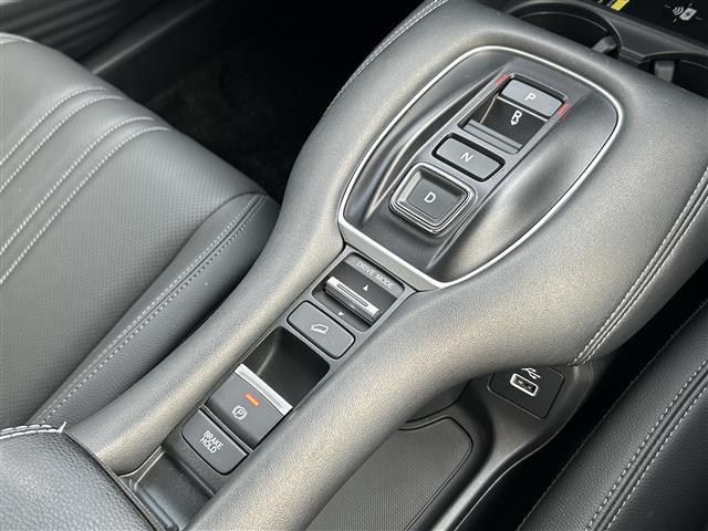 ZR-V e:HEV Z 禁煙車 全方位モニター ドラレコ アダプティブクルコン エマブレ レーンキープ BSM 前後誤発進抑制 LEDヘッドランプ 純正9型ナビTV ETC2.0 黒革シート 前席パワーシート・シートヒーター(11枚目)