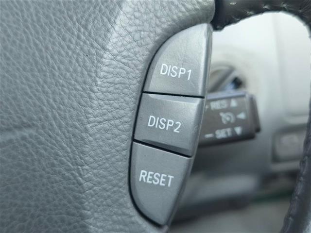 セルシオ Ｃ仕様　Ｆパッケージ　禁煙車　バックモニター　クルコン　ステアリング連動ＨＩＤヘッドランプ　オートライト　純正ＭＯＰナビ　オートエアコン　純正ＯＰ木目調／革巻きコンビステア　後席パワーシート／ヒーター　スマートキー（19枚目）