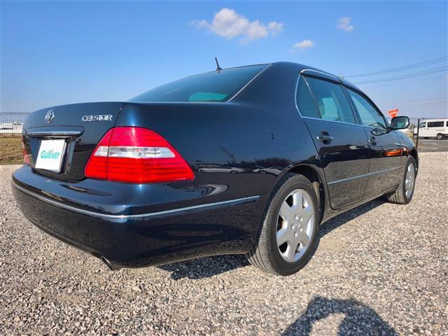 セルシオ Ｃ仕様　Ｆパッケージ　禁煙車　バックモニター　クルコン　ステアリング連動ＨＩＤヘッドランプ　オートライト　純正ＭＯＰナビ　オートエアコン　純正ＯＰ木目調／革巻きコンビステア　後席パワーシート／ヒーター　スマートキー（31枚目）