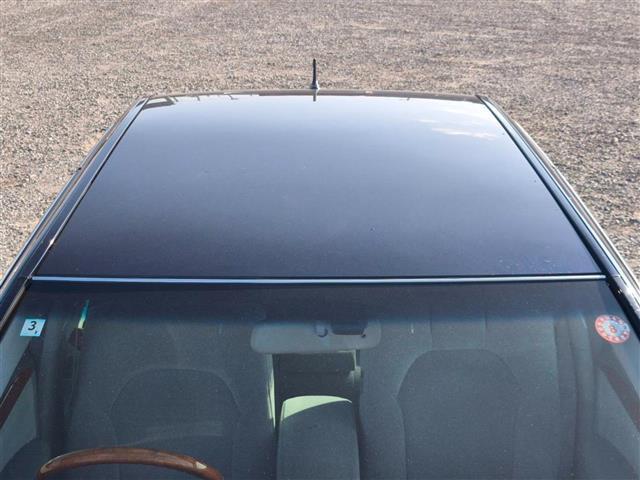 セルシオ Ｃ仕様　Ｆパッケージ　禁煙車　バックモニター　クルコン　ステアリング連動ＨＩＤヘッドランプ　オートライト　純正ＭＯＰナビ　オートエアコン　純正ＯＰ木目調／革巻きコンビステア　後席パワーシート／ヒーター　スマートキー（32枚目）