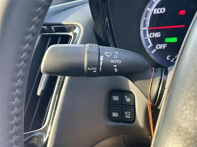 クラウンハイブリッド G-エグゼクティブ サンルーフ デジタルインナーミラー 全方位カメラ ブラインドスポットモニター トヨタセーフティーセンス 純正SDナビ DTV BT CD/DVD AM/FM USB AUX ドラレコ(7枚目)