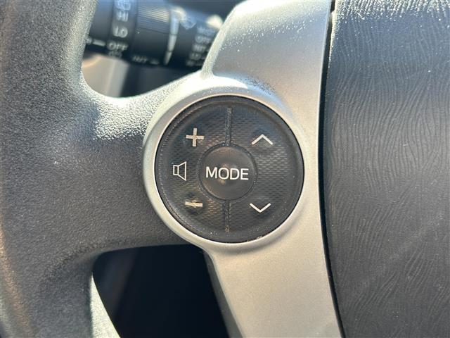 プリウスアルファ Ｓ　Ｌセレクション　ＫＥＮＷＯＯＤ７インチＳＤナビ　ＤＴＶ　ＢＴ　ＤＶＤ　ＦＭ　ＡＭ　バックカメラ　ビルトインＥＴＣ　ミラー型ドラレコ　ＬＥＤオートライト　ヘッドライトレベライザー　フォグランプ　スタッドレスタイヤ着用（5枚目）