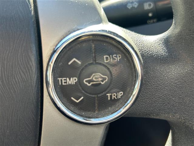 プリウスアルファ Ｓ　Ｌセレクション　ＫＥＮＷＯＯＤ７インチＳＤナビ　ＤＴＶ　ＢＴ　ＤＶＤ　ＦＭ　ＡＭ　バックカメラ　ビルトインＥＴＣ　ミラー型ドラレコ　ＬＥＤオートライト　ヘッドライトレベライザー　フォグランプ　スタッドレスタイヤ着用（6枚目）