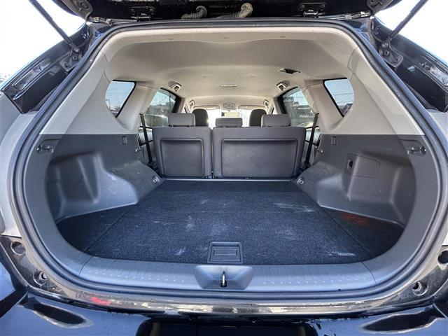 プリウスアルファ Ｓ　Ｌセレクション　ＫＥＮＷＯＯＤ７インチＳＤナビ　ＤＴＶ　ＢＴ　ＤＶＤ　ＦＭ　ＡＭ　バックカメラ　ビルトインＥＴＣ　ミラー型ドラレコ　ＬＥＤオートライト　ヘッドライトレベライザー　フォグランプ　スタッドレスタイヤ着用（22枚目）