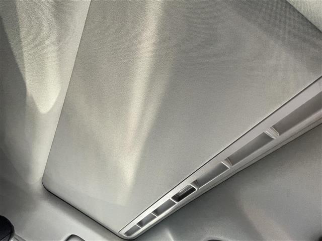 パナメーラ ４Ｓ　ワンオーナー　サンルーフ　ＢＯＳＥサウンド　ナビ　ＴＶ　ＢＴ　バックカメラ　ＥＴＣ　純正１９インチＡＷ　レザーシート　パワーシート　全席シートヒーター　　クルコン　ＬＥＤヘッドライト　スペアキー（15枚目）