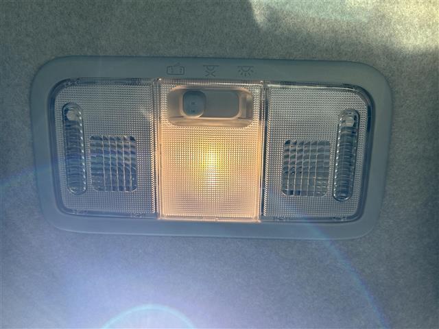 パッソ X クツロギ ☆ミュージックサーバー AM/FM CD☆純正フロアマット☆ヘッドライトレベライザー☆ドラレコ前方☆電動格納ミラー☆布シート☆ベンチシート☆保証書/説明書(9枚目)