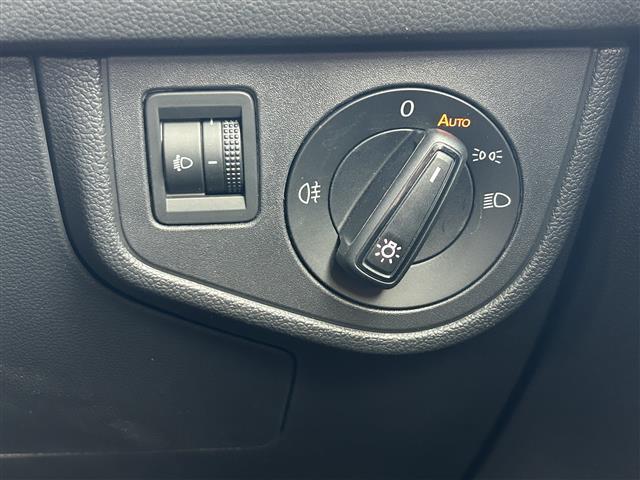 ������тm���C�P���̃K���o�[�����炱���ł��鍂������I���Q�O�Q�O�N�P���@�i���j���{�\����������������ׁi�������ÎԔ���s��̑�蔃����Ǝ҂�ΏۂƂ����u���Î����Ԕ���䐔�m���D�P�����v���j