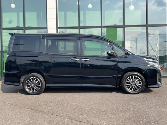 ヴォクシー ＺＳ　煌　純正ディーラＯＰ９インチＳＤナビ／フルセグＴＶ／純正フリップダウンモニター／社外ドライブレコーダー　前後／バックカメラ／ワンオーナー／両側パワースライドドア／アイドリングストップ／横滑り防止（36枚目）