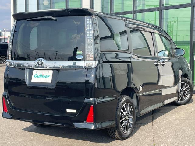 ヴォクシー ＺＳ　煌　純正ディーラＯＰ９インチＳＤナビ／フルセグＴＶ／純正フリップダウンモニター／社外ドライブレコーダー　前後／バックカメラ／ワンオーナー／両側パワースライドドア／アイドリングストップ／横滑り防止（40枚目）