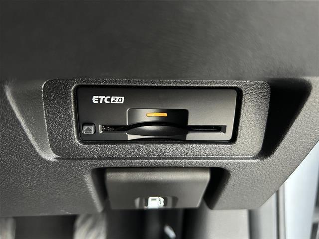 オーラ Ｇ　レザーエディション　ナビ　フルセグ　ＵＳＢ　Ｂｌｕｅｔｏｏｔｈ　ビルトインＥＴＣ２．０　純正ドライブレコーダー　デジタルインナーミラー　ＢＯＳＥ　プロパイロット　本革シート　　運転席パワーシート　インテリジェントキー（22枚目）