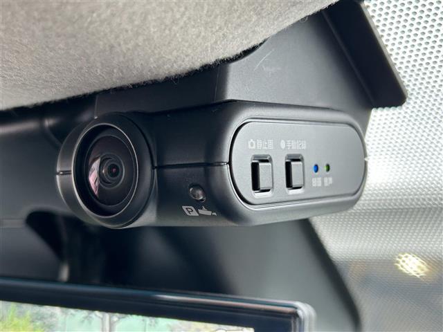 オーラ Ｇ　レザーエディション　ナビ　フルセグ　ＵＳＢ　Ｂｌｕｅｔｏｏｔｈ　ビルトインＥＴＣ２．０　純正ドライブレコーダー　デジタルインナーミラー　ＢＯＳＥ　プロパイロット　本革シート　　運転席パワーシート　インテリジェントキー（28枚目）