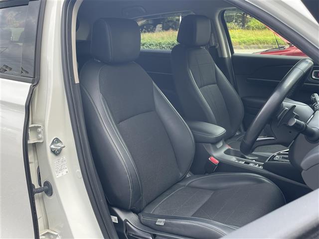 ヴェゼル e:HEV Z 1オナ ナビ フルセグ 全方位カメラ ETC(4枚目)