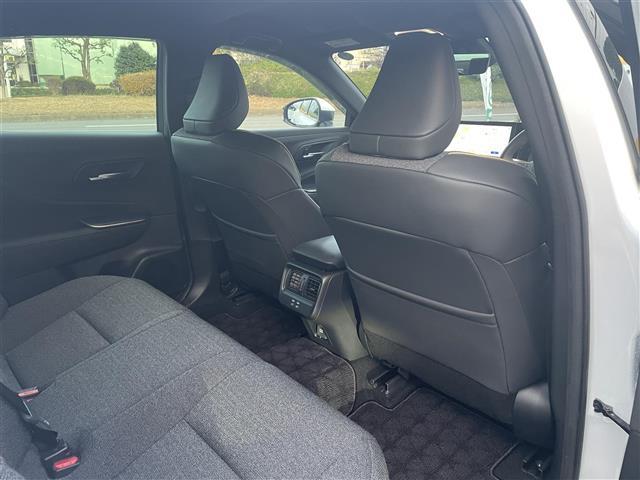 クラウンクロスオーバー Ｇアドバンスド　ナビ　フルセグ　全周囲カメラ　ＥＴＣ２．０（8枚目）