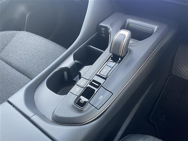 クラウンクロスオーバー Ｇアドバンスド　ナビ　フルセグ　全周囲カメラ　ＥＴＣ２．０（14枚目）