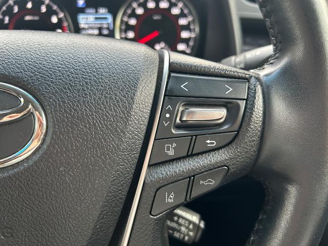 アルファード ２．５Ｓ　ツインムーンルーフ／ＴＲＤフルエアロ／純正ナビ／フルセグＴＶ／ＤＶＤ／ＣＤ／Ｂｌｕｅｔｏｏｔｈ／バックカメラ／リアシートエンターテインメント／デジタルインナーミラー／プリクラッシュセーフティ（11枚目）
