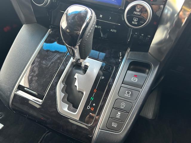 アルファード ２．５Ｓ　ツインムーンルーフ／ＴＲＤフルエアロ／純正ナビ／フルセグＴＶ／ＤＶＤ／ＣＤ／Ｂｌｕｅｔｏｏｔｈ／バックカメラ／リアシートエンターテインメント／デジタルインナーミラー／プリクラッシュセーフティ（16枚目）