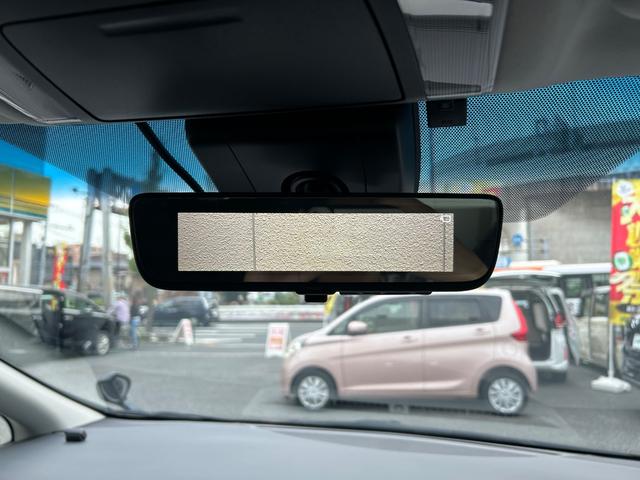 アルファード ２．５Ｓ　ツインムーンルーフ／ＴＲＤフルエアロ／純正ナビ／フルセグＴＶ／ＤＶＤ／ＣＤ／Ｂｌｕｅｔｏｏｔｈ／バックカメラ／リアシートエンターテインメント／デジタルインナーミラー／プリクラッシュセーフティ（24枚目）