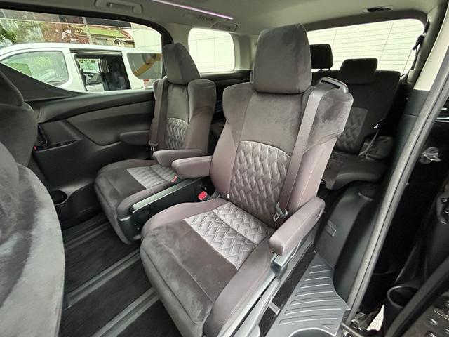 アルファード ２．５Ｓ　ツインムーンルーフ／ＴＲＤフルエアロ／純正ナビ／フルセグＴＶ／ＤＶＤ／ＣＤ／Ｂｌｕｅｔｏｏｔｈ／バックカメラ／リアシートエンターテインメント／デジタルインナーミラー／プリクラッシュセーフティ（35枚目）
