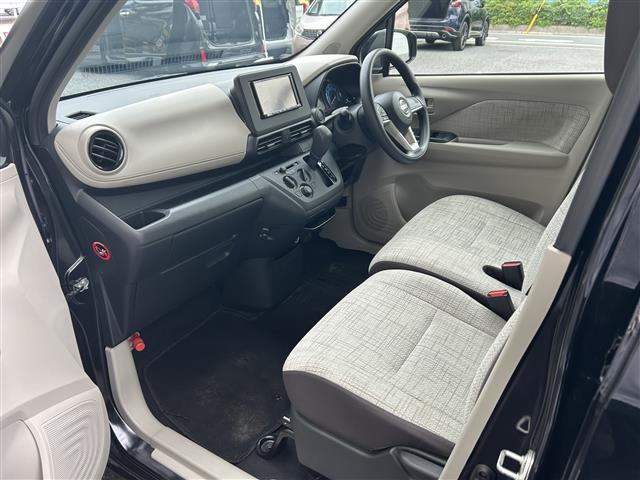 デイズ Ｓ　社外メモリーナビ／ワンセグＴＶ／ＣＤ／Ｂｌｕｅｔｏｏｔｈ／エマージェンシーブレーキ／車線逸脱警報☆踏み間違い衝突防止アシスト／車線逸脱防止支援システム／ＥＴＣ／フロントソナー／リアソナー（39枚目）