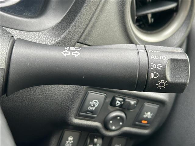 ノート Ｘ　ＤＩＧ－Ｓ　Ｖセレクション＋セーフティ　ワンオーナー／社外メモリナビ（ＭＤＶ－Ｍ８０７ＨＤＷ）／ＡＭ／ＦＭ／ＣＤ／ＤＶＤ／Ｂｌｕｅｔｏｏｔｈ／ＳＭＡＲＴ　ＵＳＥＮ／ｉＰｏｄ／ＵＳＢ／フルセグＴＶ／エマージェンシーブレーキ／レーンアシスト／（13枚目）
