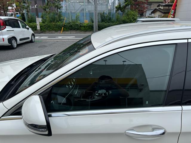 Ｅクラスステーションワゴン Ｅ２００　ステーションワゴン　アバンギャルドスポーツ　レザーパッケージ／レーダーセーフティパッケージ／ナッパ革シート／エアバランスパッケージ／Ｂｕｒｍｅｓｔｅｒサラウンドサウンドシステム／純正ＨＤＤナビ／３６０度カメラシステムアクティブ（65枚目）