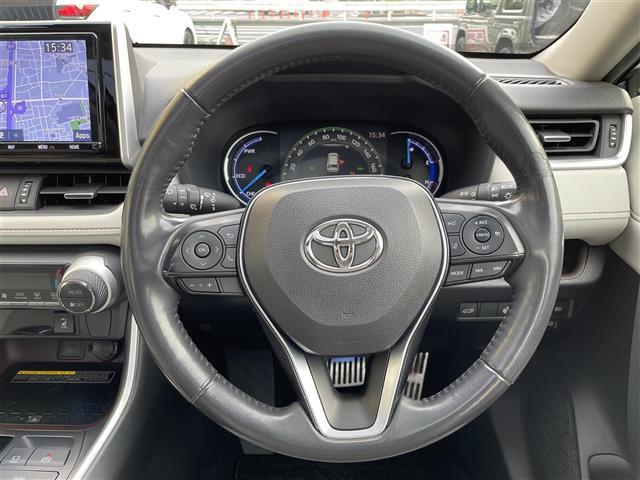 RAV4 ハイブリッドG ワンオーナー/純正メモリナビ(NSZT-Y68T)/フルセグTV/AM/FM/CD/DVD/Bluetooth//4WD/MT付AT/レーントレーシングアシスト/プリクラッシュセーフティ(9枚目)