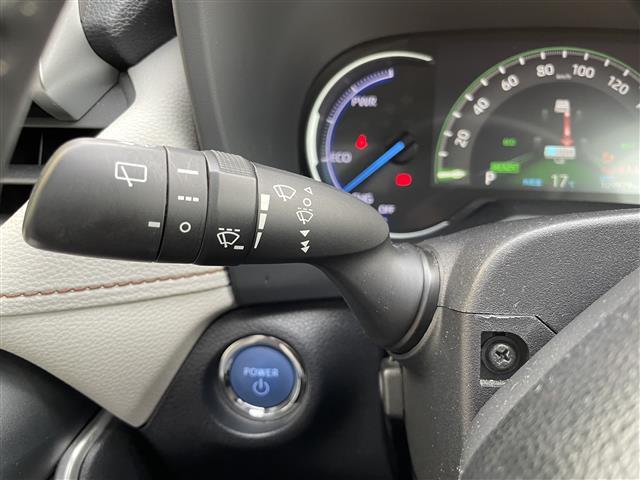 RAV4 ハイブリッドG ワンオーナー/純正メモリナビ(NSZT-Y68T)/フルセグTV/AM/FM/CD/DVD/Bluetooth//4WD/MT付AT/レーントレーシングアシスト/プリクラッシュセーフティ(13枚目)