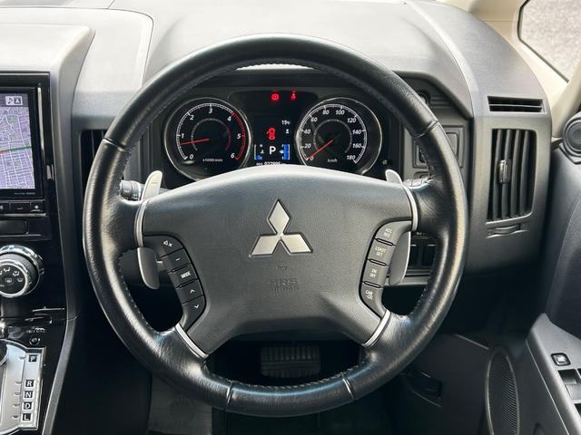 デリカD:5 D パワーパッケージ 社外ビックXナビ/DVD/CD/Bluetooth/バックカメラ/社外フリップダウンモニター/両側パワースライドドア/クルーズコントロール/シートヒーター/HIDヘッドライト/フォグランプ(8枚目)