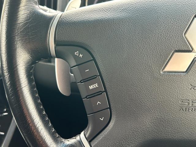 デリカD:5 D パワーパッケージ 社外ビックXナビ/DVD/CD/Bluetooth/バックカメラ/社外フリップダウンモニター/両側パワースライドドア/クルーズコントロール/シートヒーター/HIDヘッドライト/フォグランプ(9枚目)