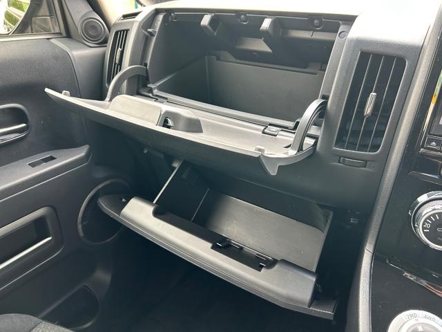 デリカD:5 D パワーパッケージ 社外ビックXナビ/DVD/CD/Bluetooth/バックカメラ/社外フリップダウンモニター/両側パワースライドドア/クルーズコントロール/シートヒーター/HIDヘッドライト/フォグランプ(17枚目)