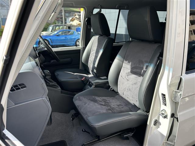 ランドクルーザー70 AX ワンオーナー/純正SDナビ/CD/DVD/FM・AM/Bluetooth/フルセグTV/バックカメラ/ETC2.0/ドライブレコーダー前後/プリクラッシュセーフティ/LDA/RSA/純正16AW/(33枚目)