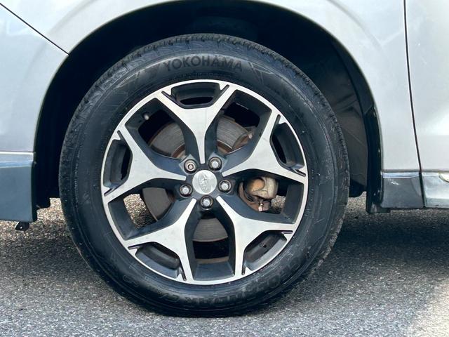 フォレスター ２．０ＸＴ　アイサイト　社外メモリーナビ／ＤＶＤ／ＣＤ／Ｂｌｕｅｔｏｏｔｈ／バックカメラ／全車速追従機能付クルーズコントロール／プリクラッシュブレーキ／先行車発進お知らせ／ＡＴ誤発進抑制／ふらつき警報／車線（56枚目）