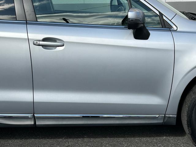 フォレスター ２．０ＸＴ　アイサイト　社外メモリーナビ／ＤＶＤ／ＣＤ／Ｂｌｕｅｔｏｏｔｈ／バックカメラ／全車速追従機能付クルーズコントロール／プリクラッシュブレーキ／先行車発進お知らせ／ＡＴ誤発進抑制／ふらつき警報／車線（61枚目）