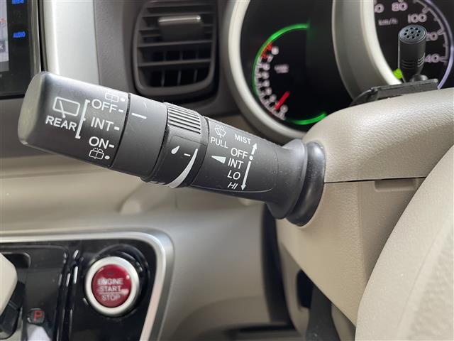 Ｎ－ＢＯＸ Ｇ・ターボＬパッケージ　ワンオーナー　純正ＳＤナビ　フルセグＴＶ／ＣＤ／ＤＶＤ／Ｂｌｕｅｔｏｏｔｈ／ＡＭ・ＦＭ／ＵＳＢ　クルーズコントロール　ビルトインＥＴＣ　アイドリングストップ　横滑り防止装置　ステアリングスイッチ（15枚目）