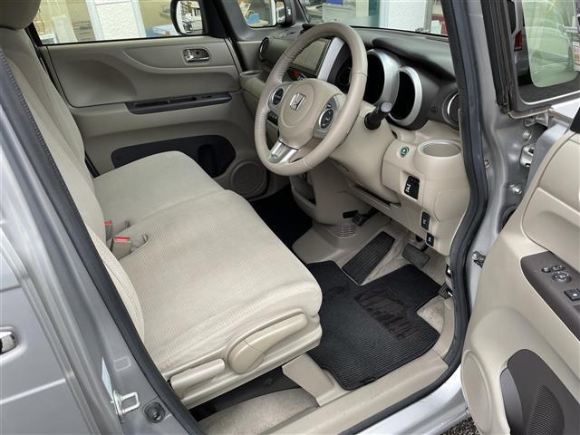 Ｎ－ＢＯＸ Ｇ・ターボＬパッケージ　ワンオーナー　純正ＳＤナビ　フルセグＴＶ／ＣＤ／ＤＶＤ／Ｂｌｕｅｔｏｏｔｈ／ＡＭ・ＦＭ／ＵＳＢ　クルーズコントロール　ビルトインＥＴＣ　アイドリングストップ　横滑り防止装置　ステアリングスイッチ（18枚目）